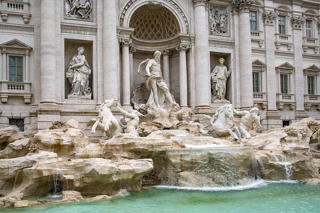 trevi fountaine.png
